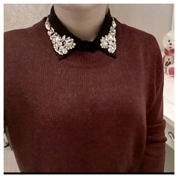 Black Crystal Embellished Collar - Picture 5 of 7